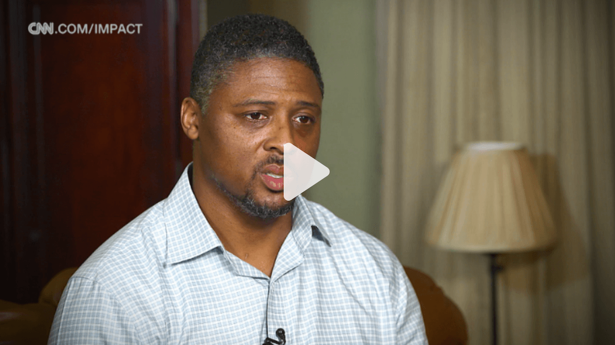 Warrick Dunn's legacy goes beyond football with charity - Sports Illustrated